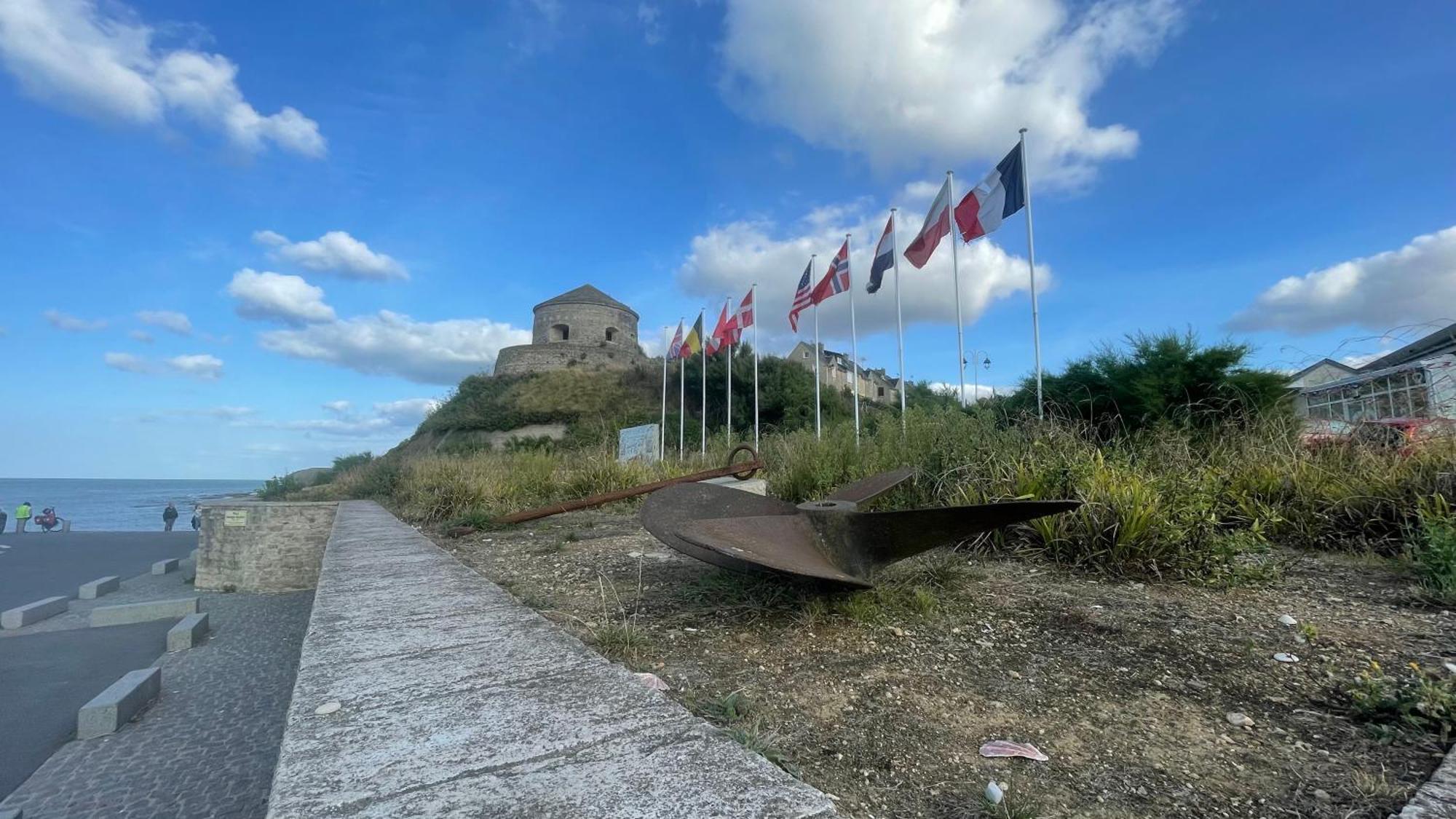 Maison Calme Et Cosy A Port-En-Bessin Pres Du Golf Et De La Mer Exterior photo