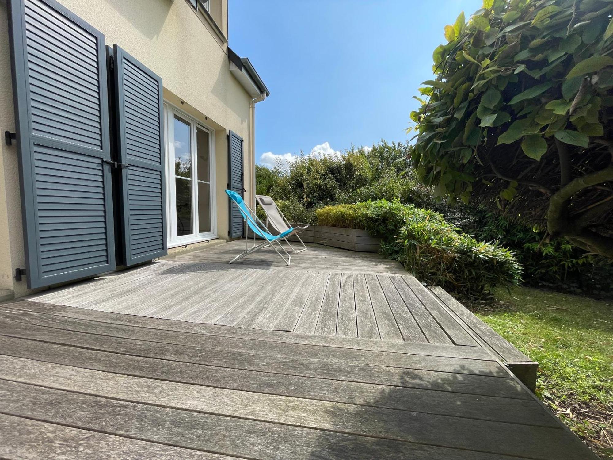 Maison Calme Et Cosy A Port-En-Bessin Pres Du Golf Et De La Mer Exterior photo