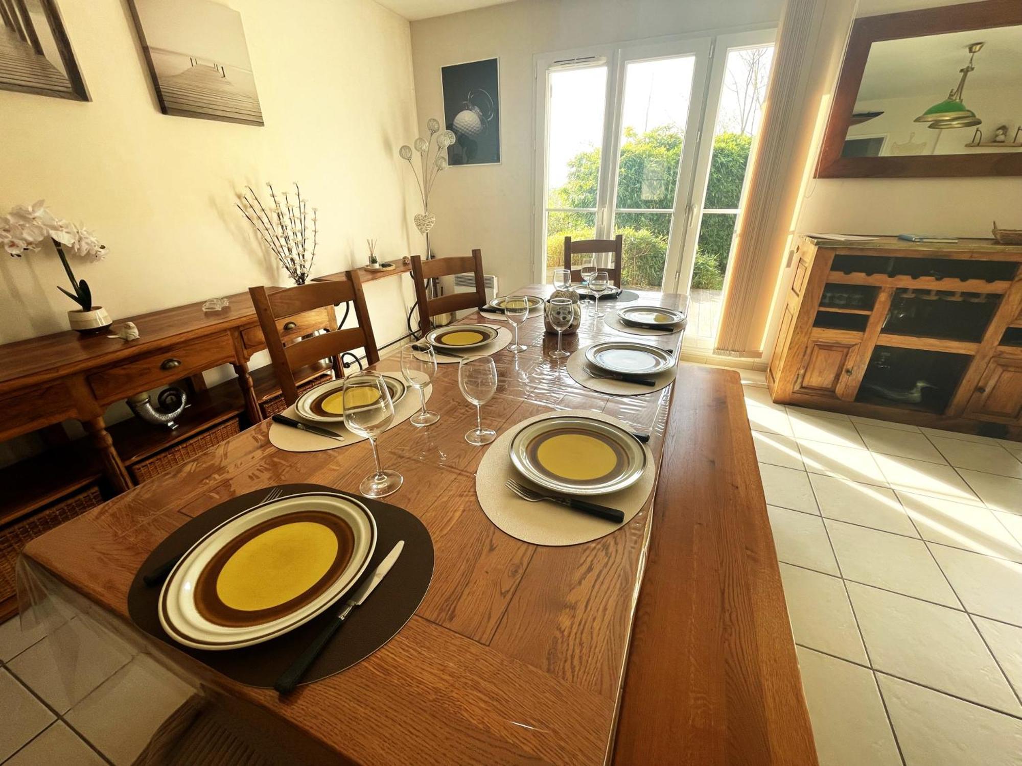 Maison Calme Et Cosy A Port-En-Bessin Pres Du Golf Et De La Mer Exterior photo