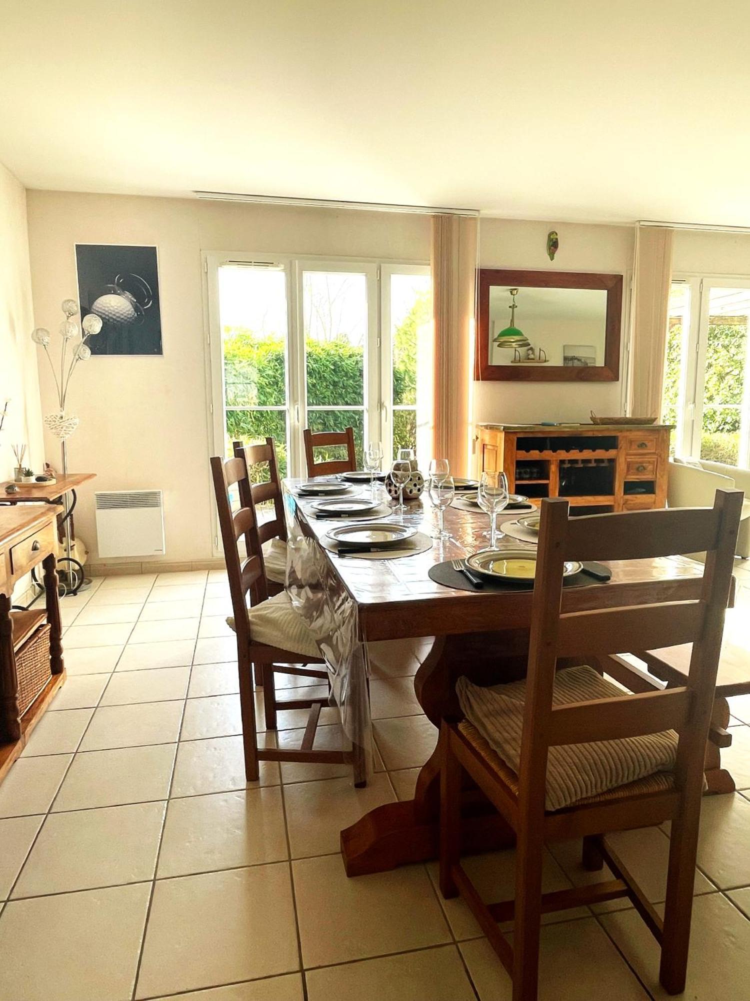 Maison Calme Et Cosy A Port-En-Bessin Pres Du Golf Et De La Mer Exterior photo
